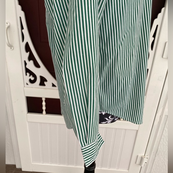 Separate Issue Women’s Striped Pleated Long Sleeve Button Up Shirt Size 10 - Picture 8 of 16